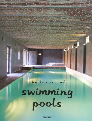 обложка книги The Luxury of Swimming Pools книга The Luxury of Swimming Pools, автор: